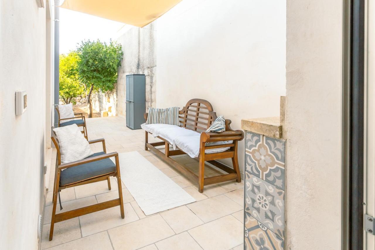 La Costantina Casa Vacanze Casamassella Exterior foto